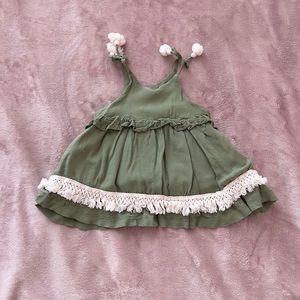 Jessica Simpson Baby Sleveless top 12M